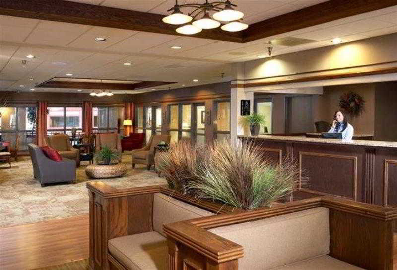 Best Western Plus Steeplegate Inn Давенпорт Интерьер фото